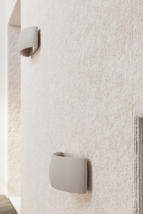 ELEGANCKI KINKIET CERAMICZNY, POZIOMY - SZARY ELEGANCKI KINKIET CERAMICZNY, POZIOMY - SZARY