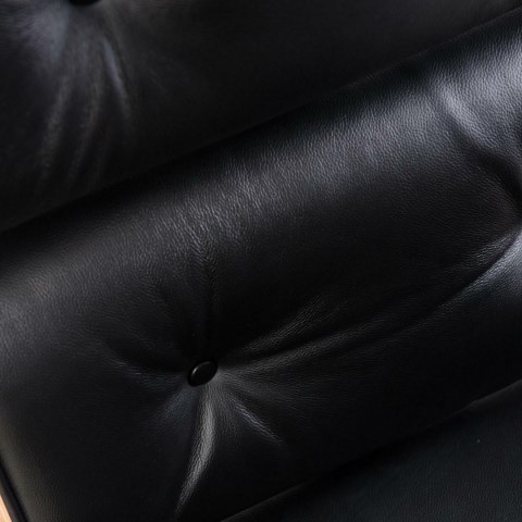 FOTEL BIUROWY LOUNGE, CZARNA SKÓRA, ORZECH, OBROTOWY, MECHANIZM KOŁYSKI FOTEL BIUROWY LOUNGE, CZARNA SKÓRA, ORZECH, OBROTOWY, MECHANIZM KOŁYSKI